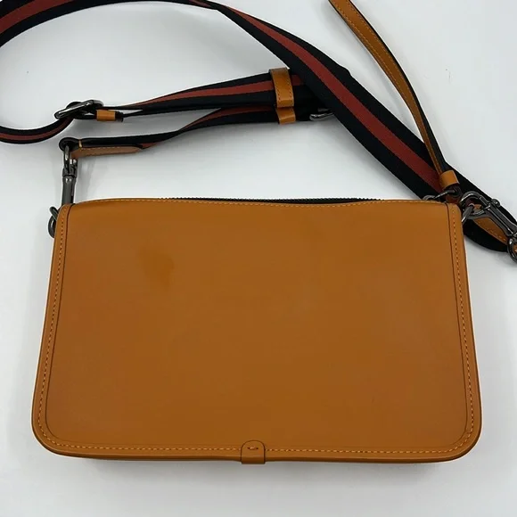 Coach Heritage Convertible Crossbody - Picture 4 of 16